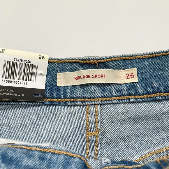 Levi’s Premium Ribcage Jean Shorts NWT - Picture 5 of 6
